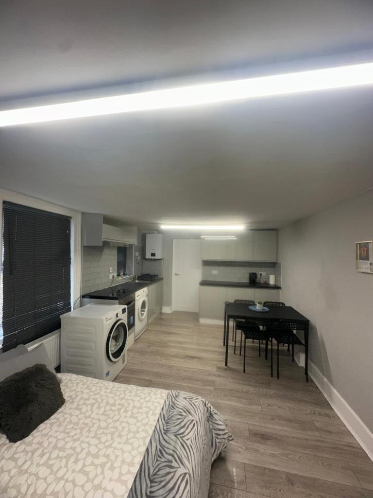 לונדון Super Central 2 Bed Flat מראה חיצוני תמונה