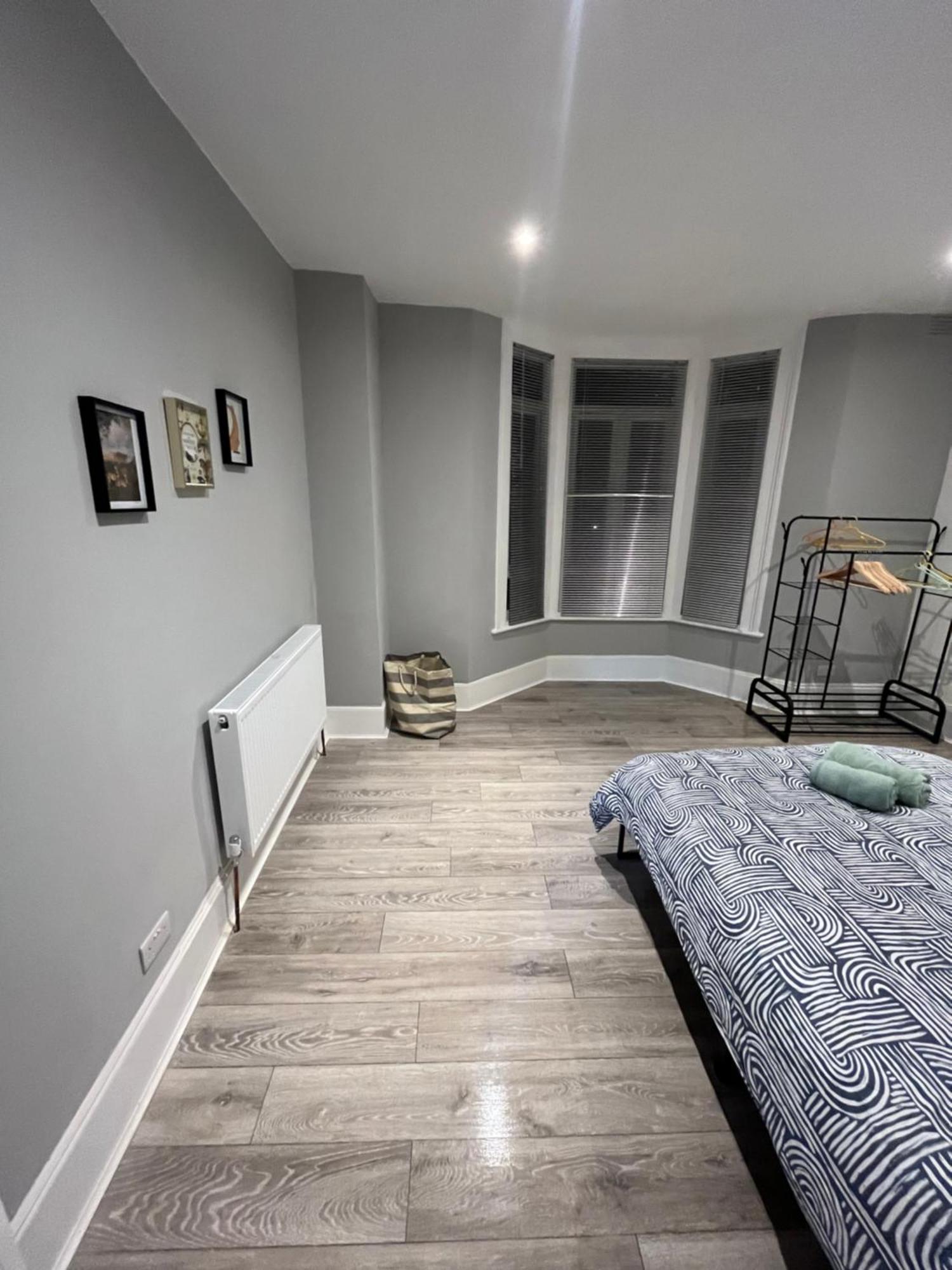 לונדון Super Central 2 Bed Flat מראה חיצוני תמונה