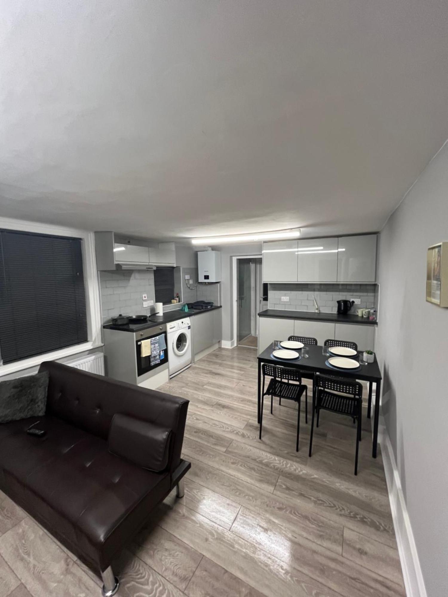 לונדון Super Central 2 Bed Flat מראה חיצוני תמונה