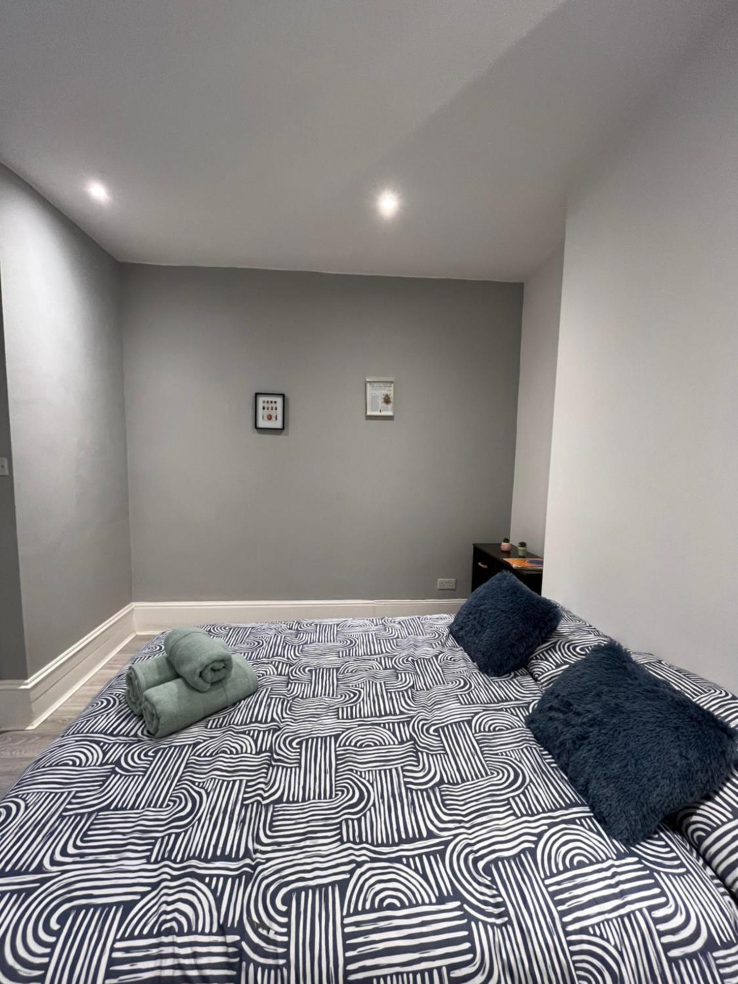 לונדון Super Central 2 Bed Flat מראה חיצוני תמונה